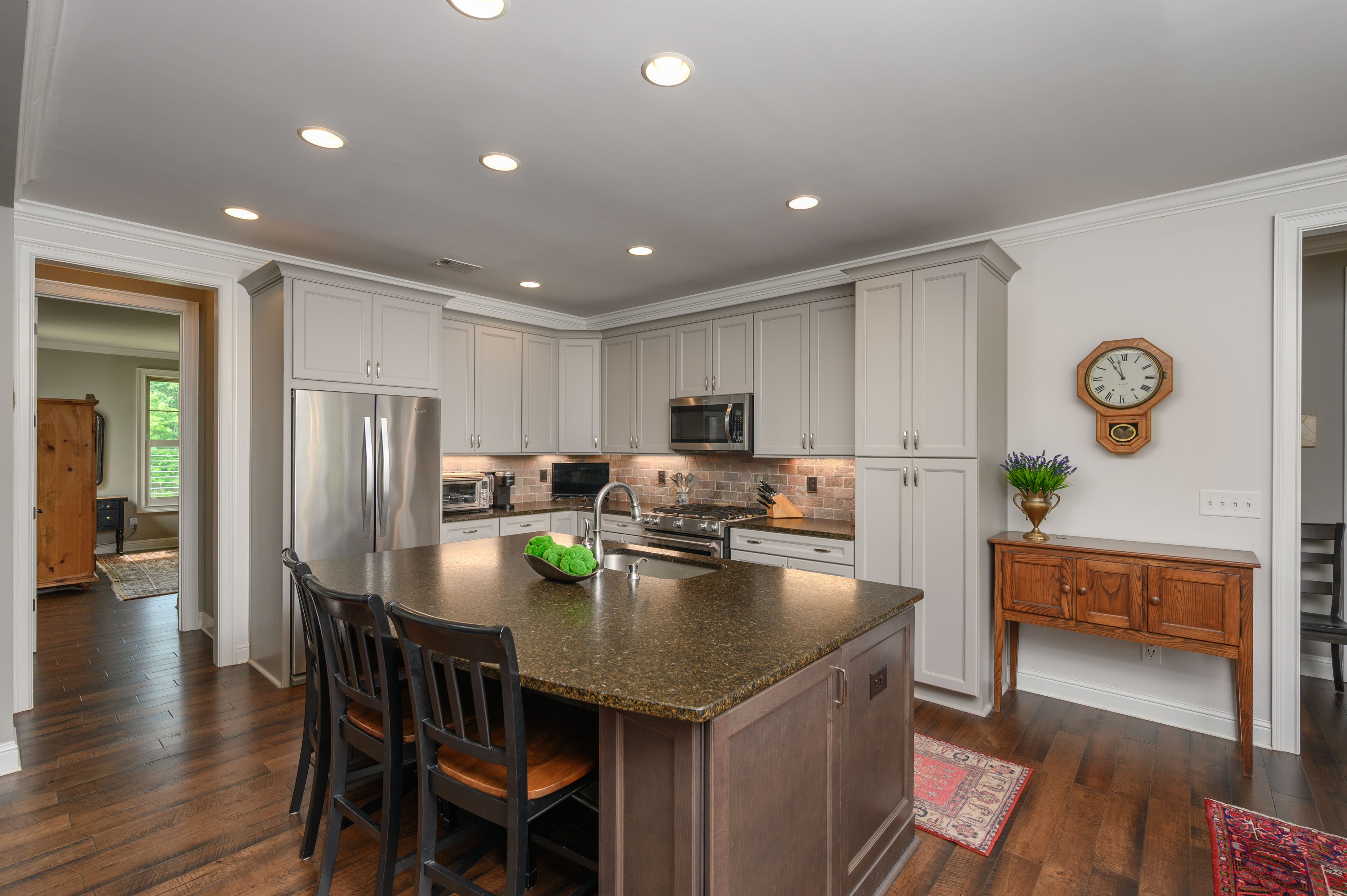 1111 Long Cove Drive image 14